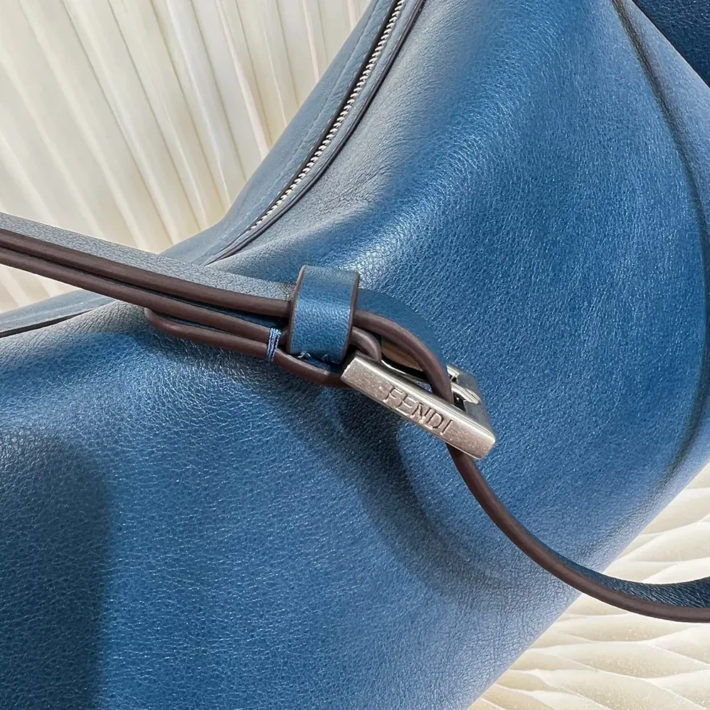 Fendi Simply Fendi Medium Blue Leather Bag for Unisex Fendi Simply Fendi Medium Blue Leather Bag for Unisex