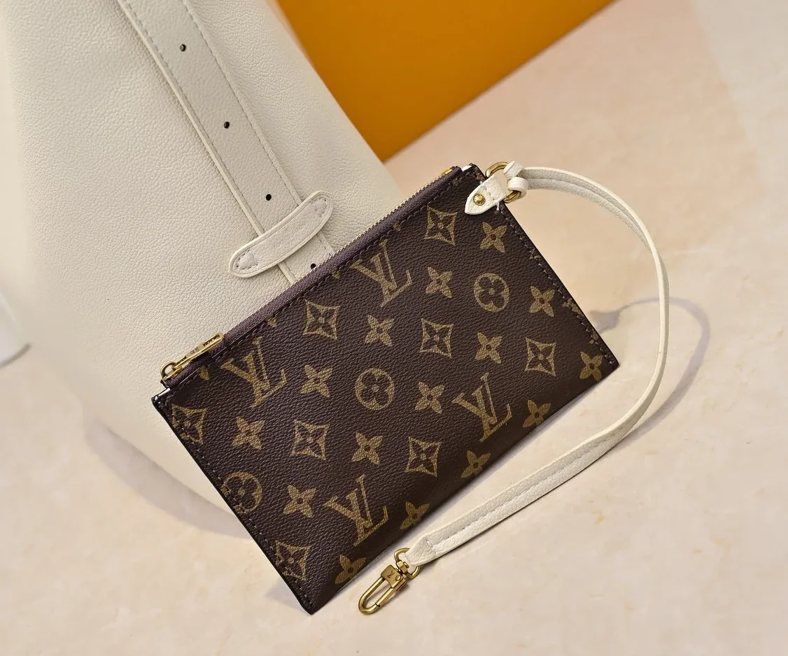 Louis Vuitton Low Key Hobo MM Beige / Louis Vuitton Low Key Hobo MM Beige /