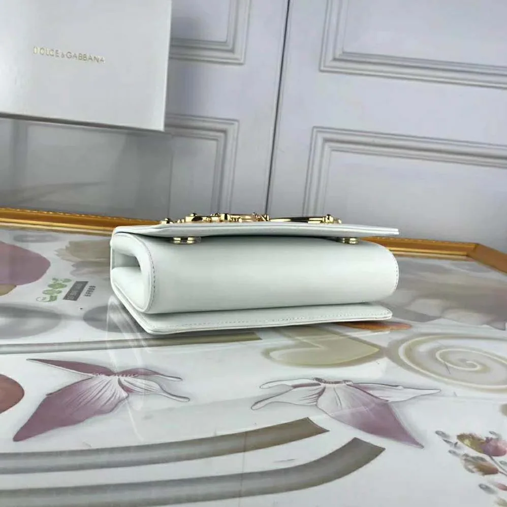 Dolce Gabbana D&G DG Girls Shoulder Bag Nappa Leather for Women in White Dolce Gabbana D&G DG Girls Shoulder Bag Nappa Leather for Women in White