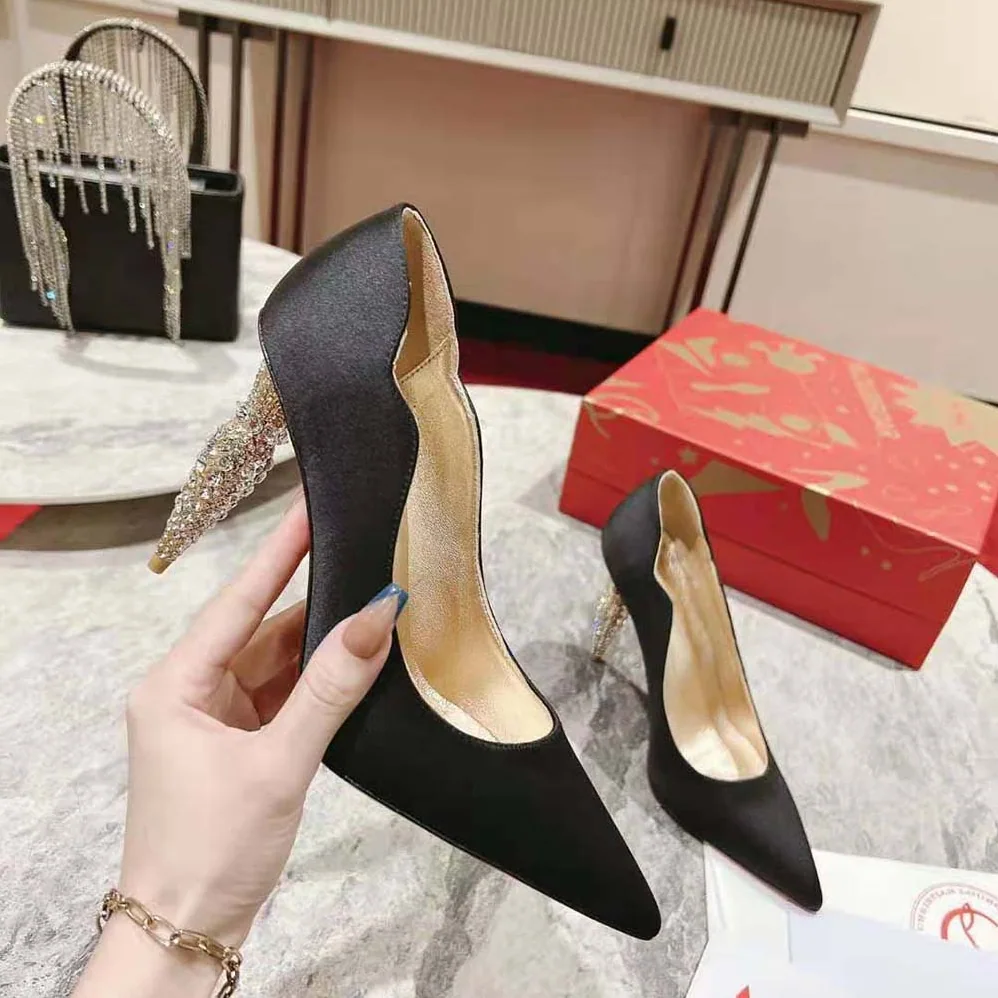 Christian Louboutin Lipstrass Pump 100 mm Heel Height for Women in Black Christian Louboutin Lipstrass Pump 100 mm Heel Height for Women in Black