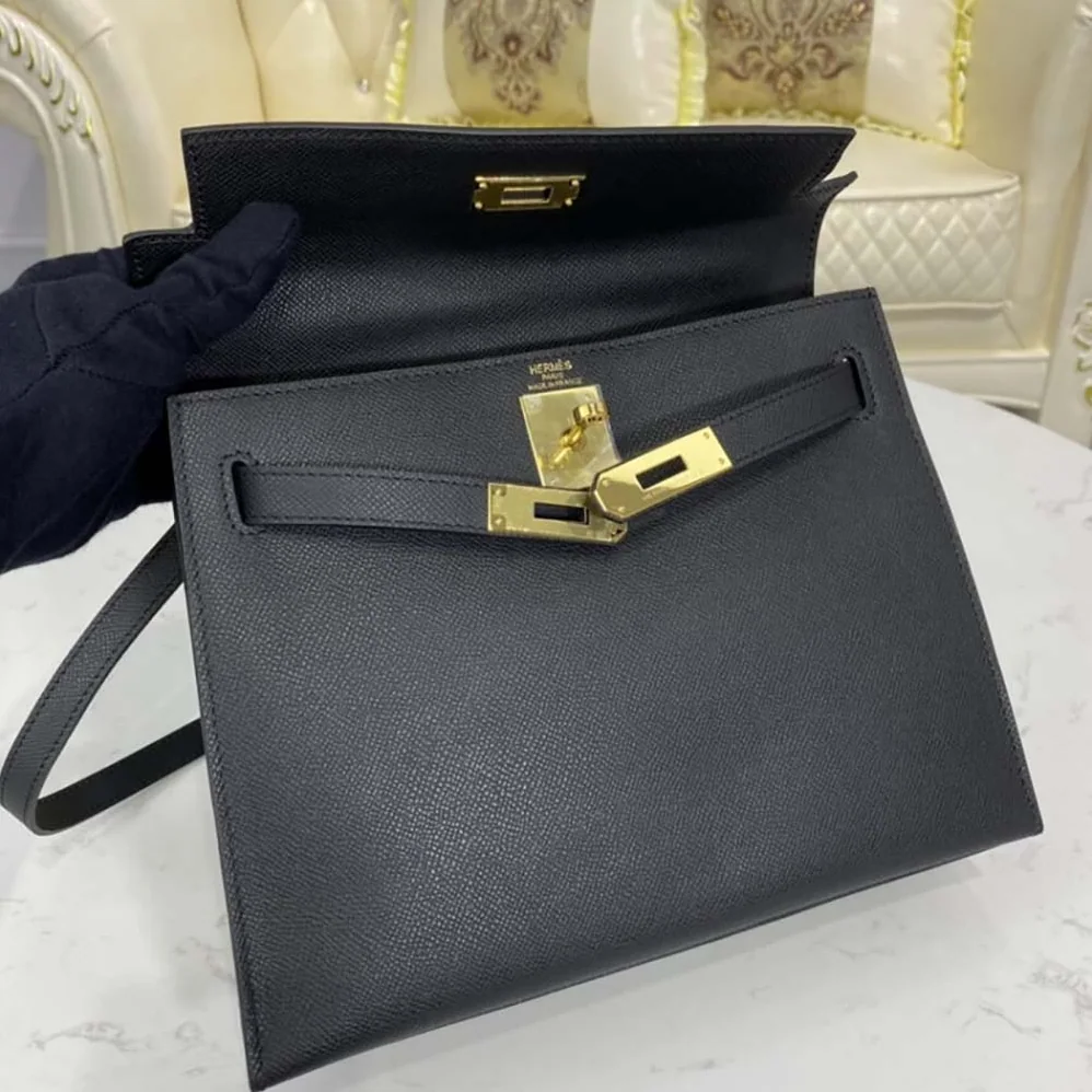 Hermes Kelly Bag 28 Epsom Leather for Women in Black Hermes Kelly Bag 28 Epsom Leather for Women in Black