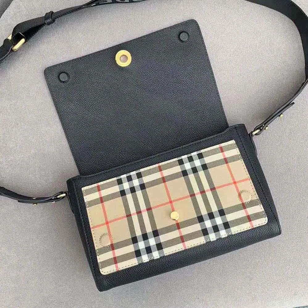 Burberry Leather and Vintage Check Note Crossbody Bag for Women in Black Burberry Leather and Vintage Check Note Crossbody Bag for Women in Black