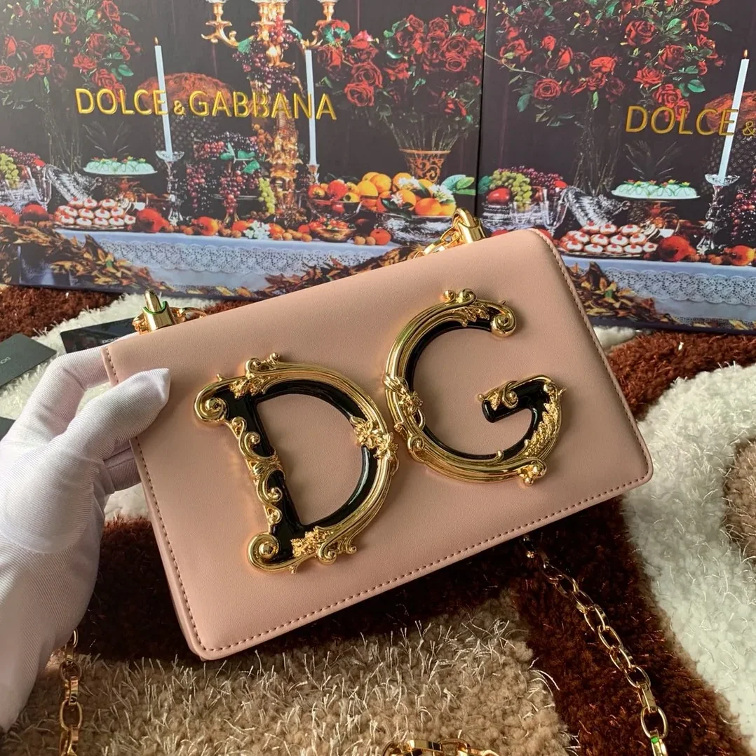 Dolce & Gabbana DG Girls CrossBody Bag Pink / DG BB6498AZ80180412 Dolce & Gabbana DG Girls CrossBody Bag Pink / DG BB6498AZ80180412