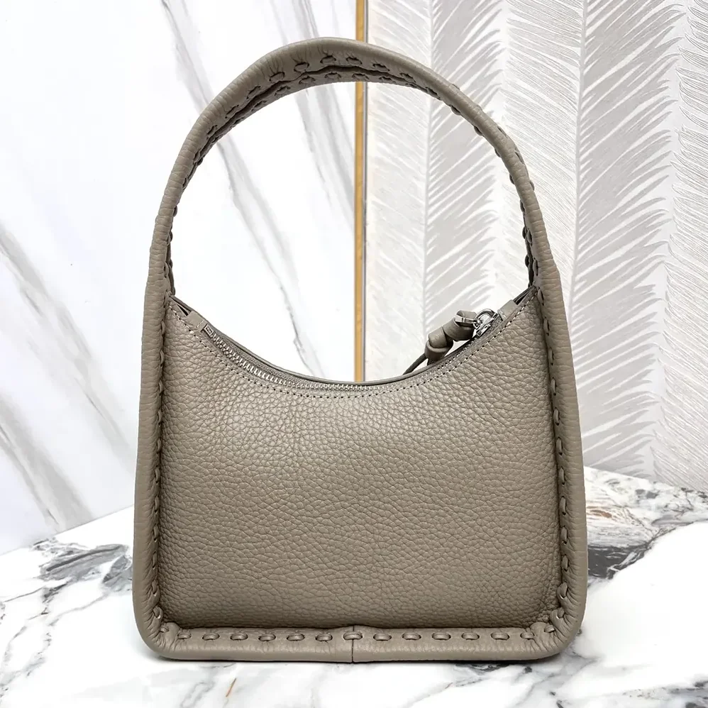 Fendi Mini Fendessence Small Dove Gray Selleria Bag with 264 Hand for Women in sewn Topstitches Fendi Mini Fendessence Small Dove Gray Selleria Bag with 264 Hand for Women in sewn Topstitches