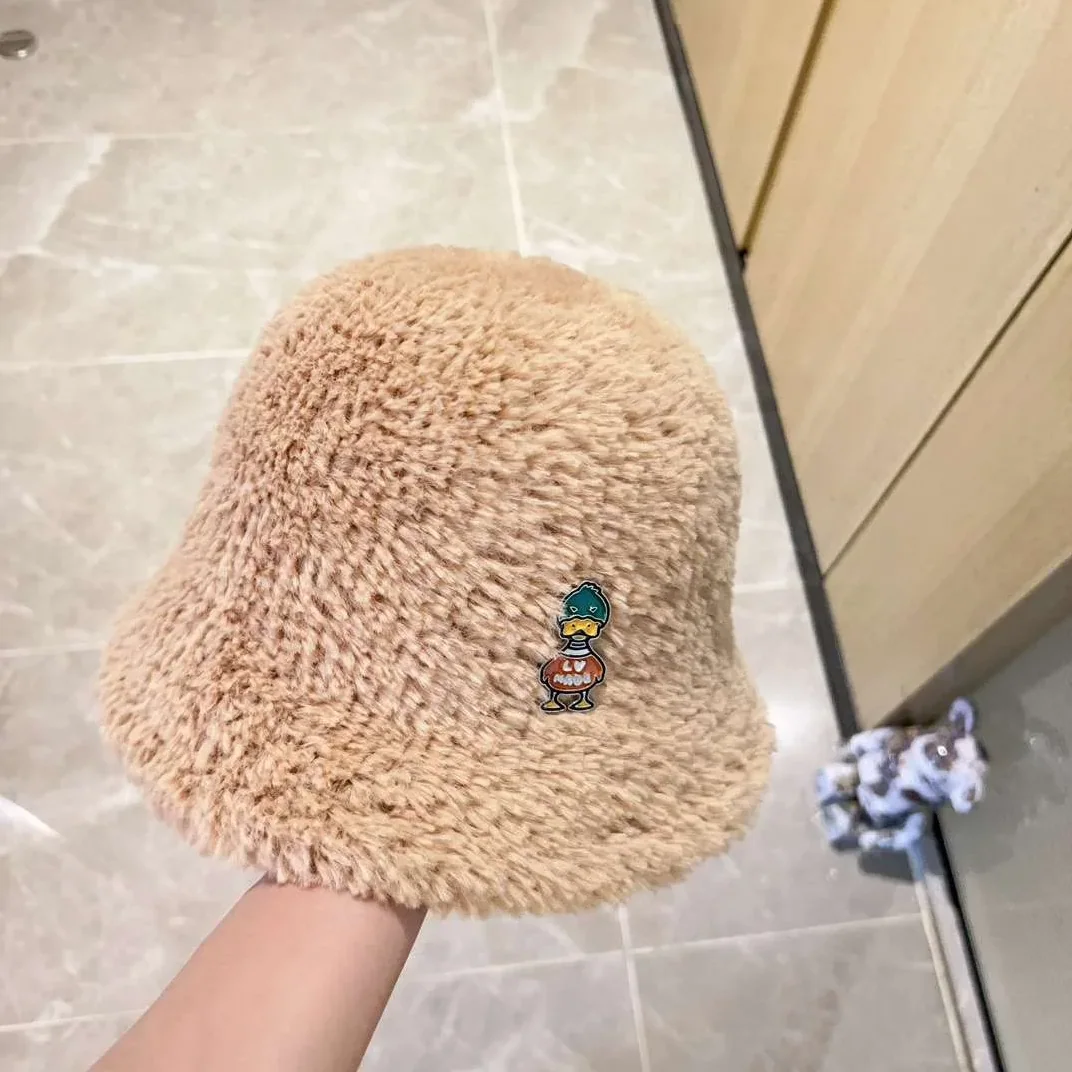 Louis Vuitton Duck Beanie LV Beige