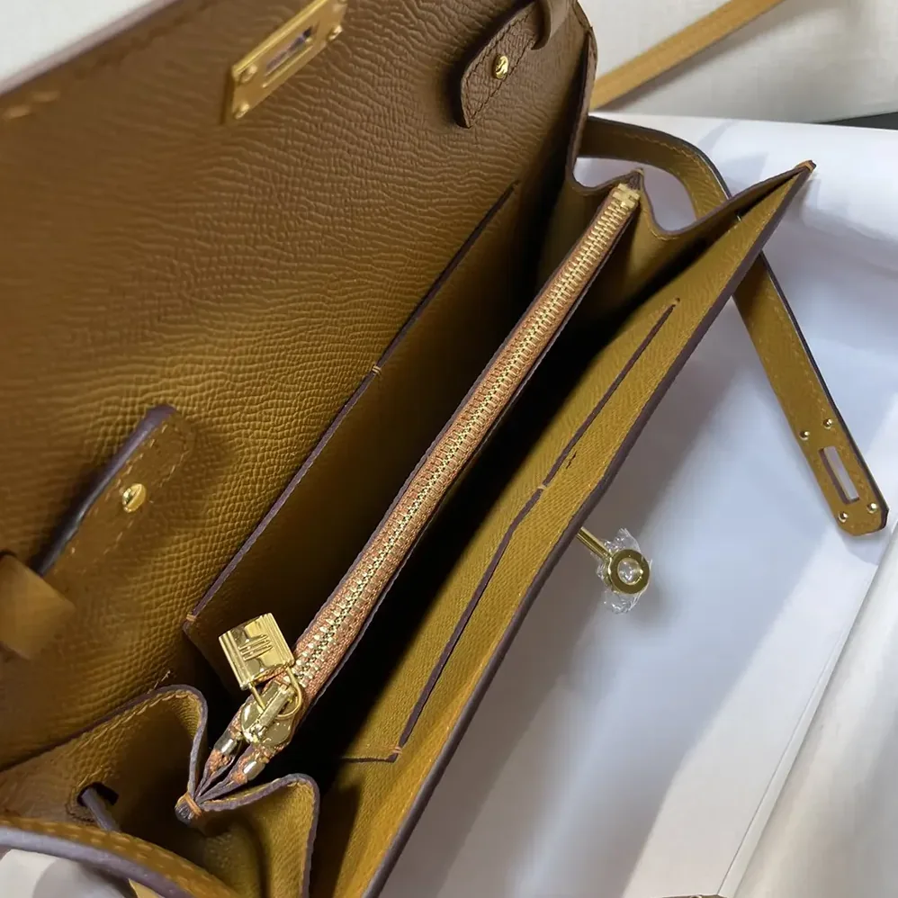 Hermes Kelly To Go in Epsom Leather for Women in Gold Hermes Kelly To Go in Epsom Leather for Women in Gold