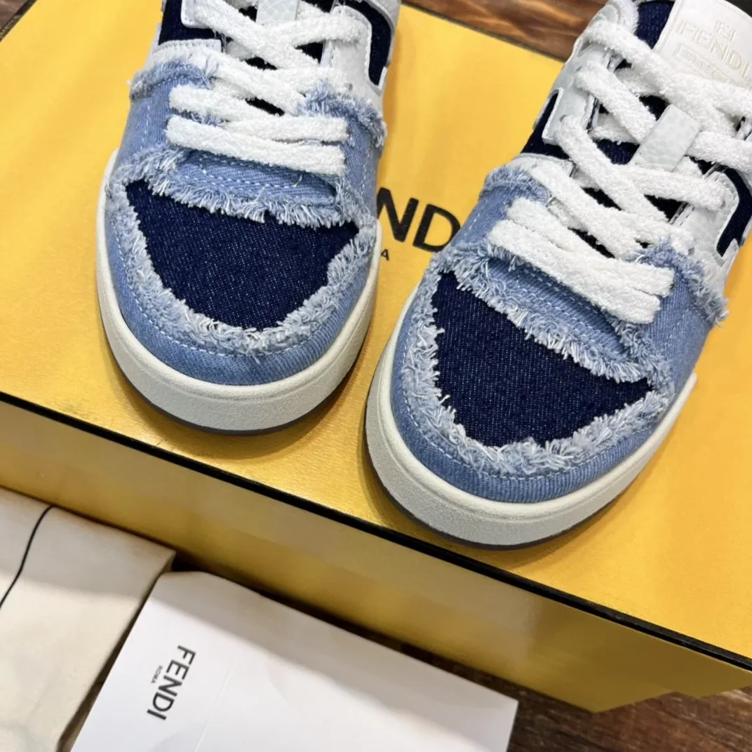 Fendi FD Fendi Match Low Tops Sneakers Blue