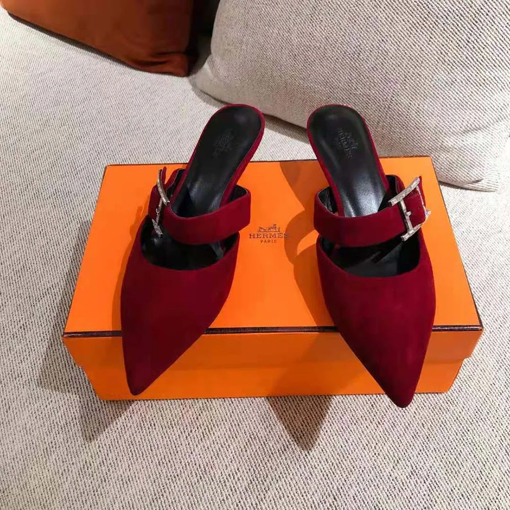 Hermes Blink Mule Mule in Suede Goatskin for Women in Maroon Hermes Blink Mule Mule in Suede Goatskin for Women in Maroon