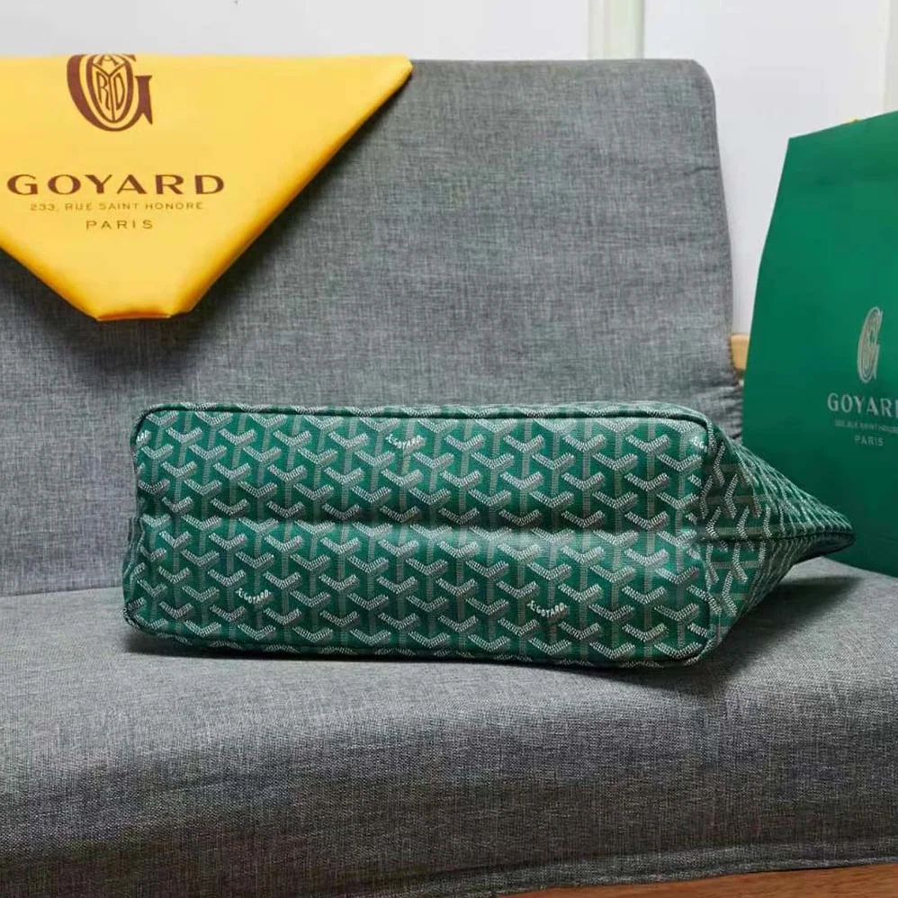Goyard Sac Artois MM in Goyardine Canvas & Chevroches Calfskin for Women in Green Goyard Sac Artois MM in Goyardine Canvas & Chevroches Calfskin for Women in Green
