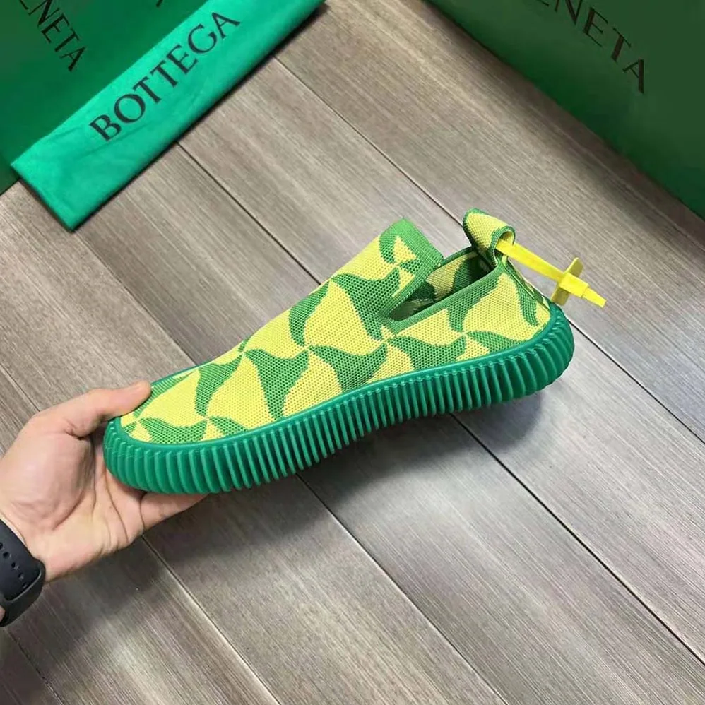 Bottega Veneta Ripple Wavy Triangle Tech Knit Slip-on Sneakers for Unisex in Lime