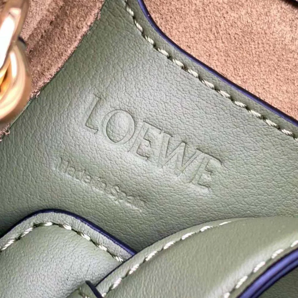 Loewe Hammock Nugget Bag in Nappa Calfskin for Women in Green Loewe Hammock Nugget Bag in Nappa Calfskin for Women in Green