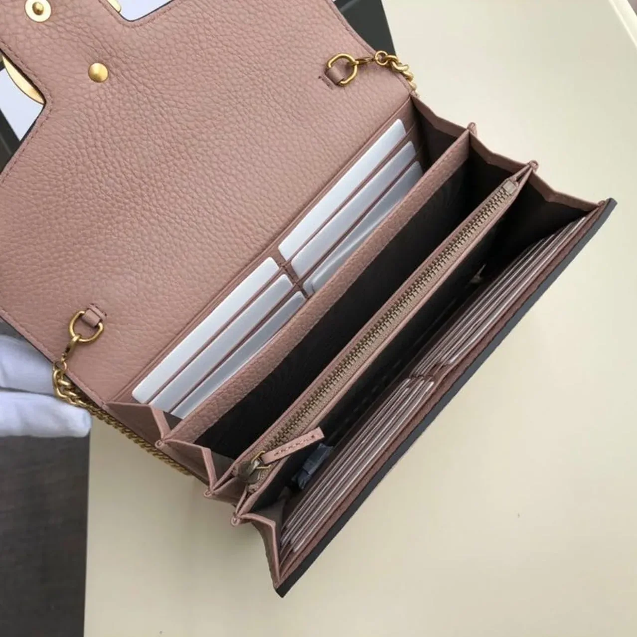 Gucci GG Marmont Mini Chain Bag Pink / Gucci GG Marmont Mini Chain Bag Pink /