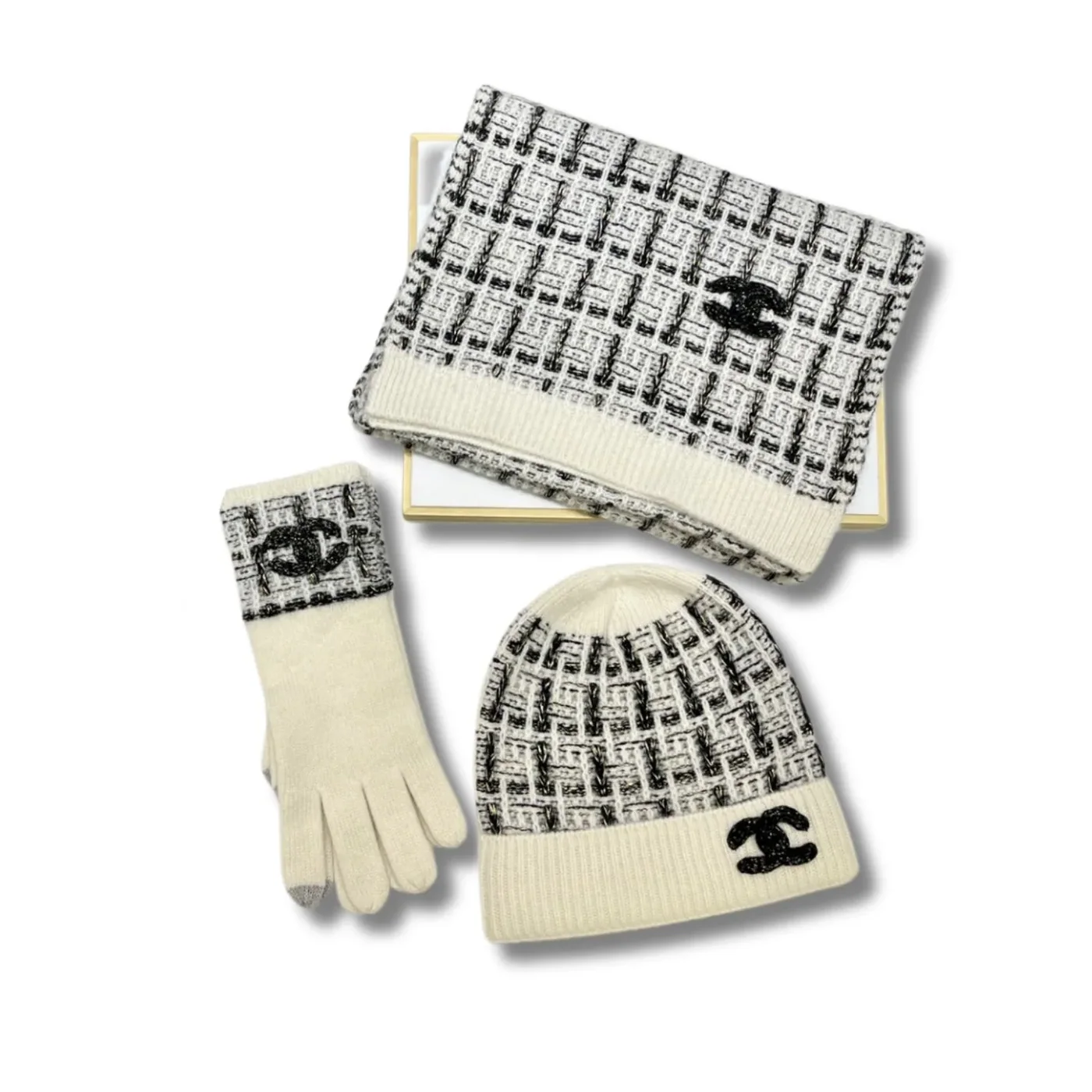Chanel Monochrome Winter Knit Set Hat, Scarf And Gloves Black & White Chanel Monochrome Winter Knit Set Hat, Scarf And Gloves Black & White
