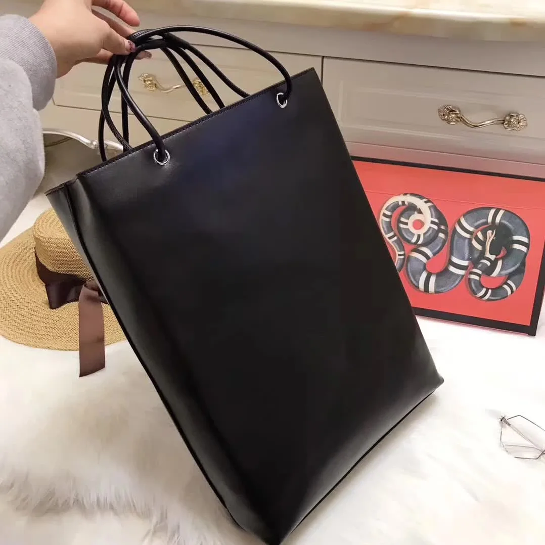 Balenciaga North-South Calfskin Shopping Bag M in Black Balenciaga North-South Calfskin Shopping Bag M in Black