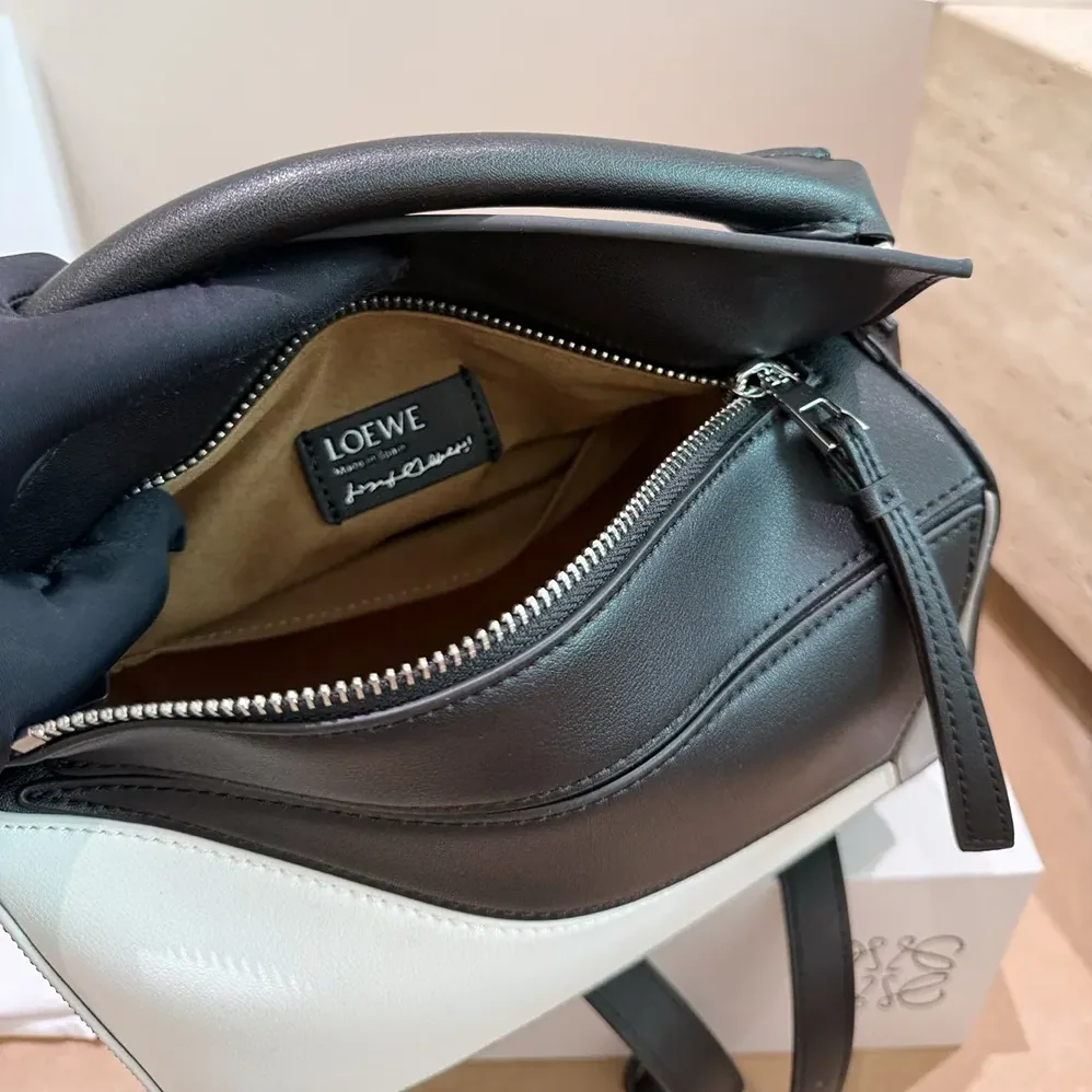 Loewe Small Puzzle Bag in Nappa Calfskin for Unisex in Grey Loewe Small Puzzle Bag in Nappa Calfskin for Unisex in Grey