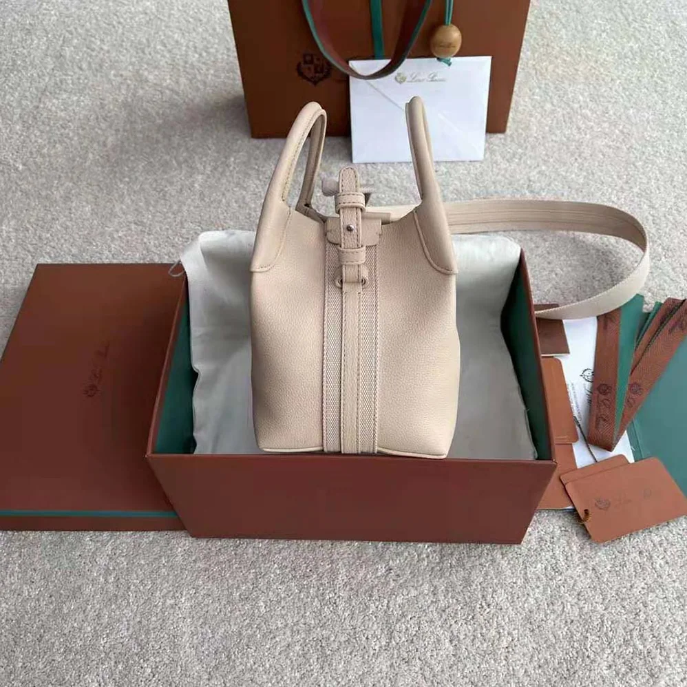 Loro Piana Micro Bale Bag in Calfskin Leather for Women in Pink Loro Piana Micro Bale Bag in Calfskin Leather for Women in Pink