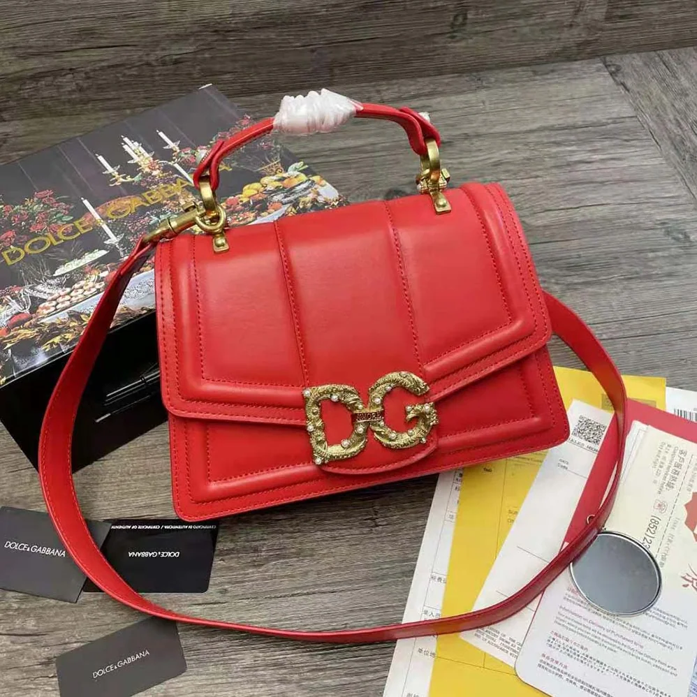Dolce Gabbana D&G Amore Bag in Calfskin Leather for Women in Red Dolce Gabbana D&G Amore Bag in Calfskin Leather for Women in Red