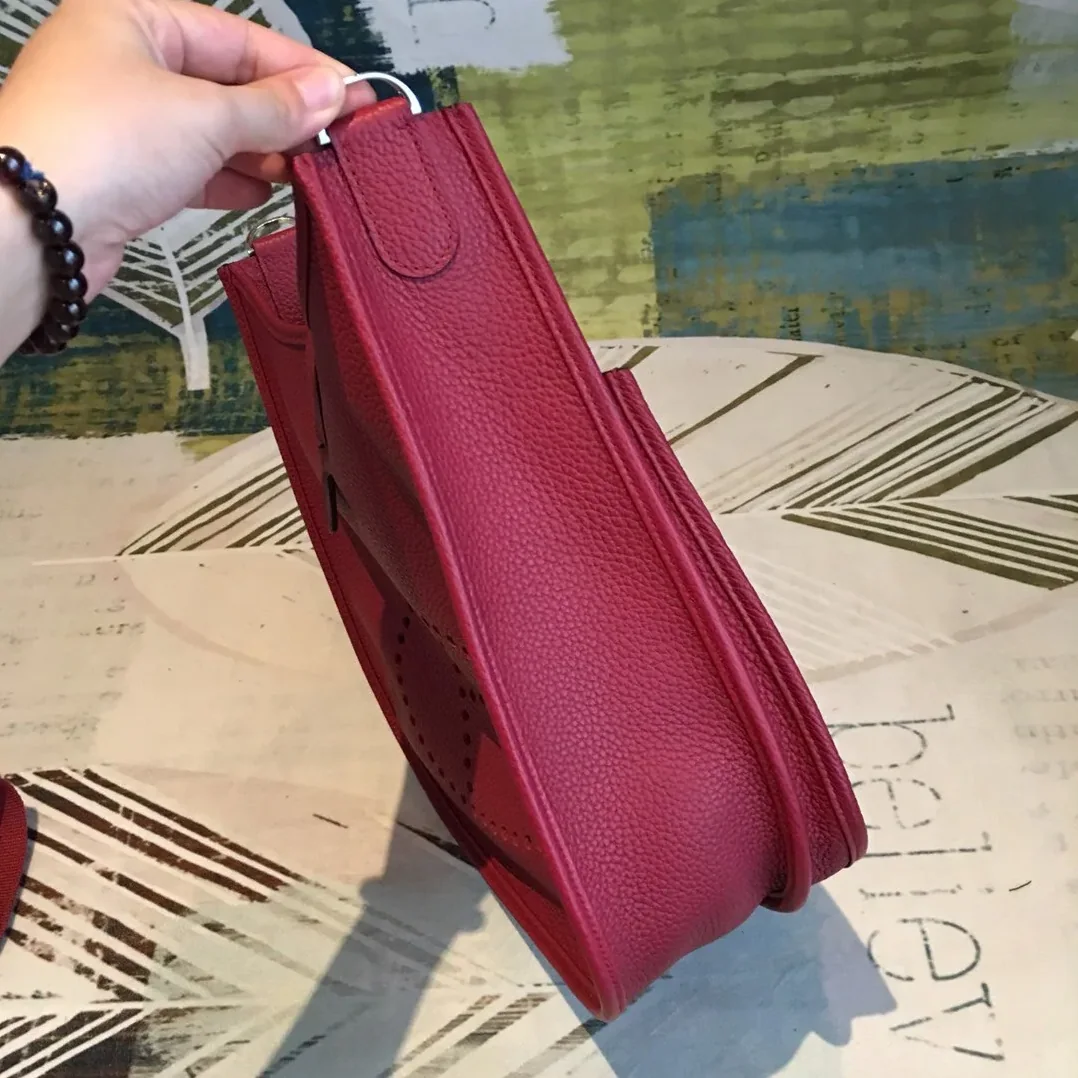 Hermes Evelyne III PM Bag Burgundy Silver Toned Hardware /11.4 Hermes Evelyne III PM Bag Burgundy Silver Toned Hardware /11.4