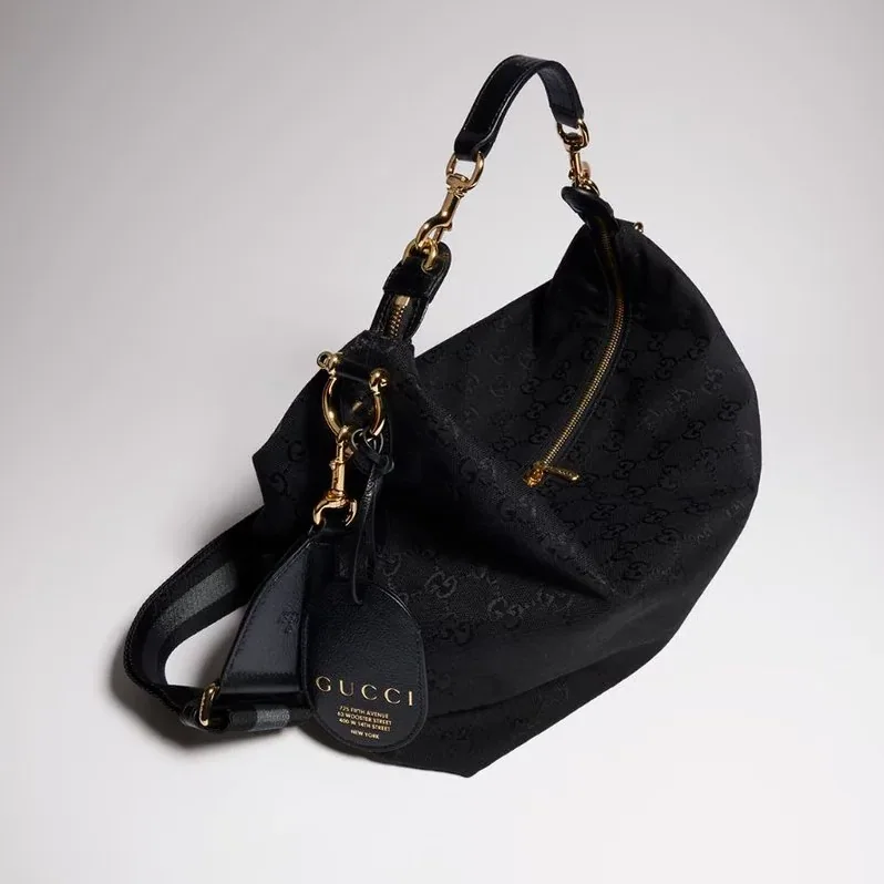 Gucci Brera Medium Crossbody Bag / Grey/ Black Gold Hardware A00B4O AAHHD 1094