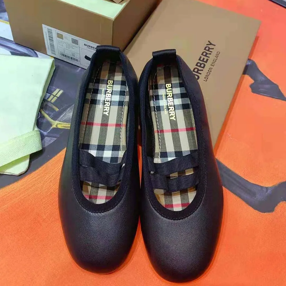 Burberry Logo Detail Vintage Check Cotton Ballerinas for Women in Black Burberry Logo Detail Vintage Check Cotton Ballerinas for Women in Black