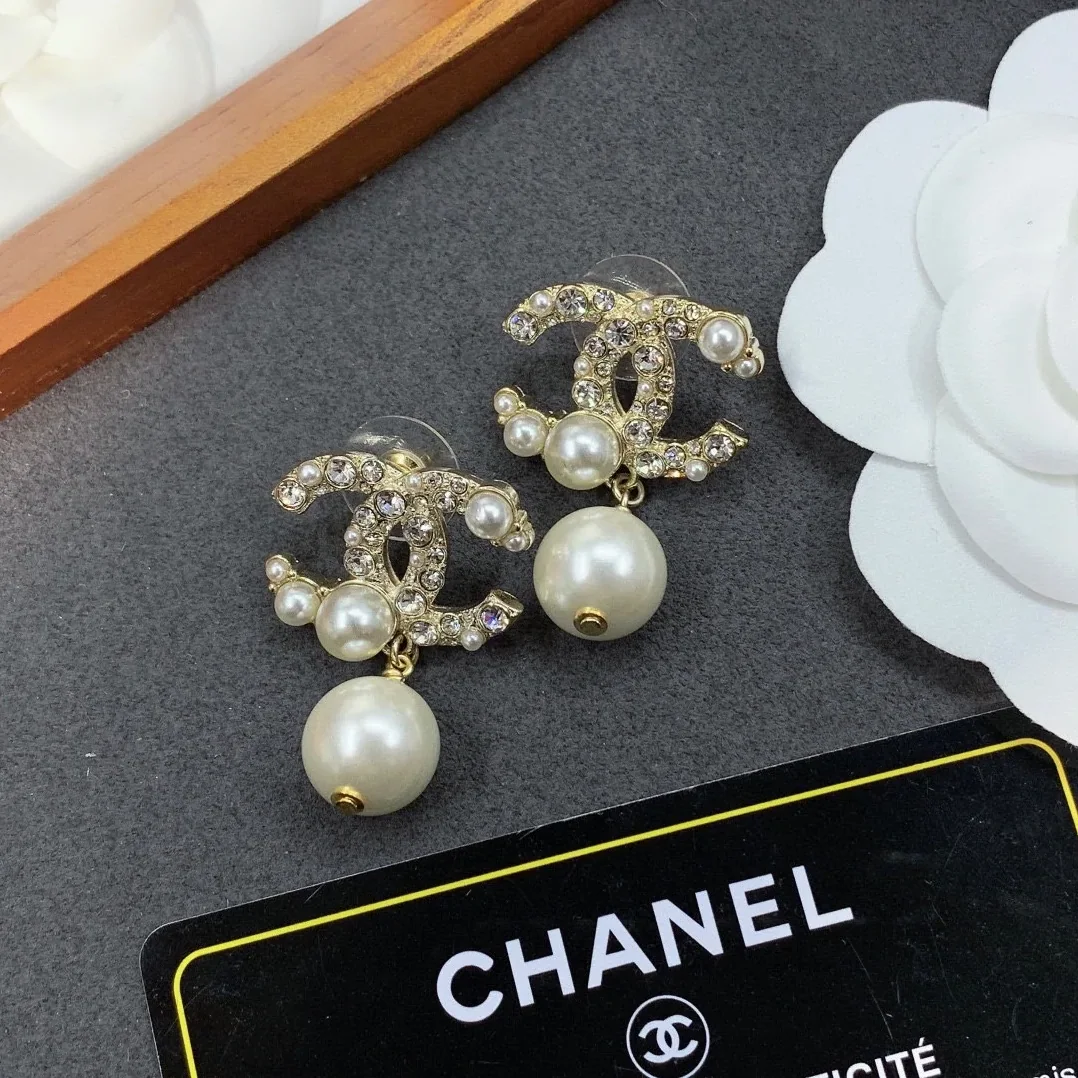 Chanel Pearl C Double Earrings Gold Chanel Pearl C Double Earrings Gold