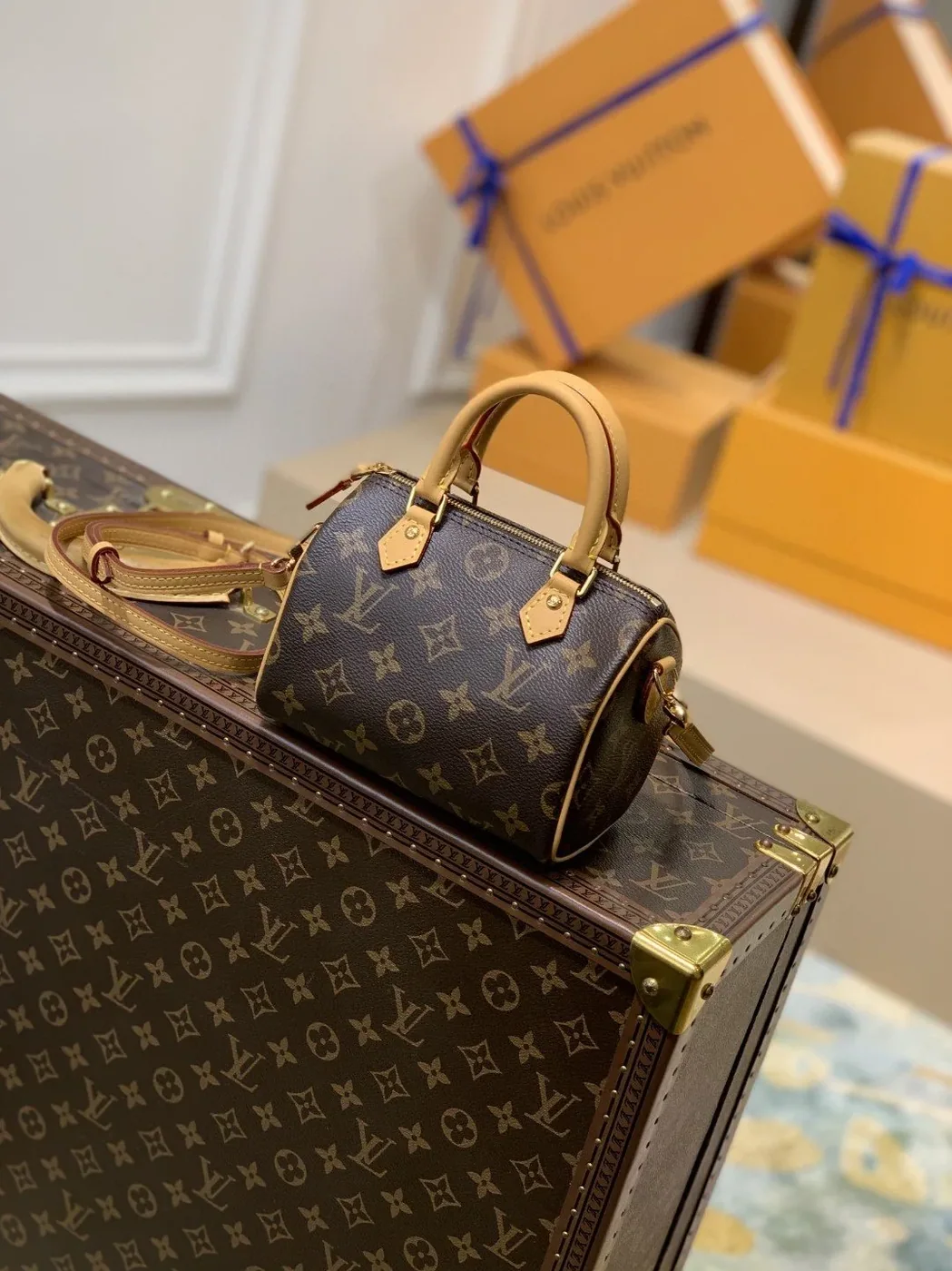 Louis Vuitton Nano Speedy Top Handle Bag / Brown Monogram Canvas Gold Hardware Louis Vuitton Nano Speedy Top Handle Bag / Brown Monogram Canvas Gold Hardware