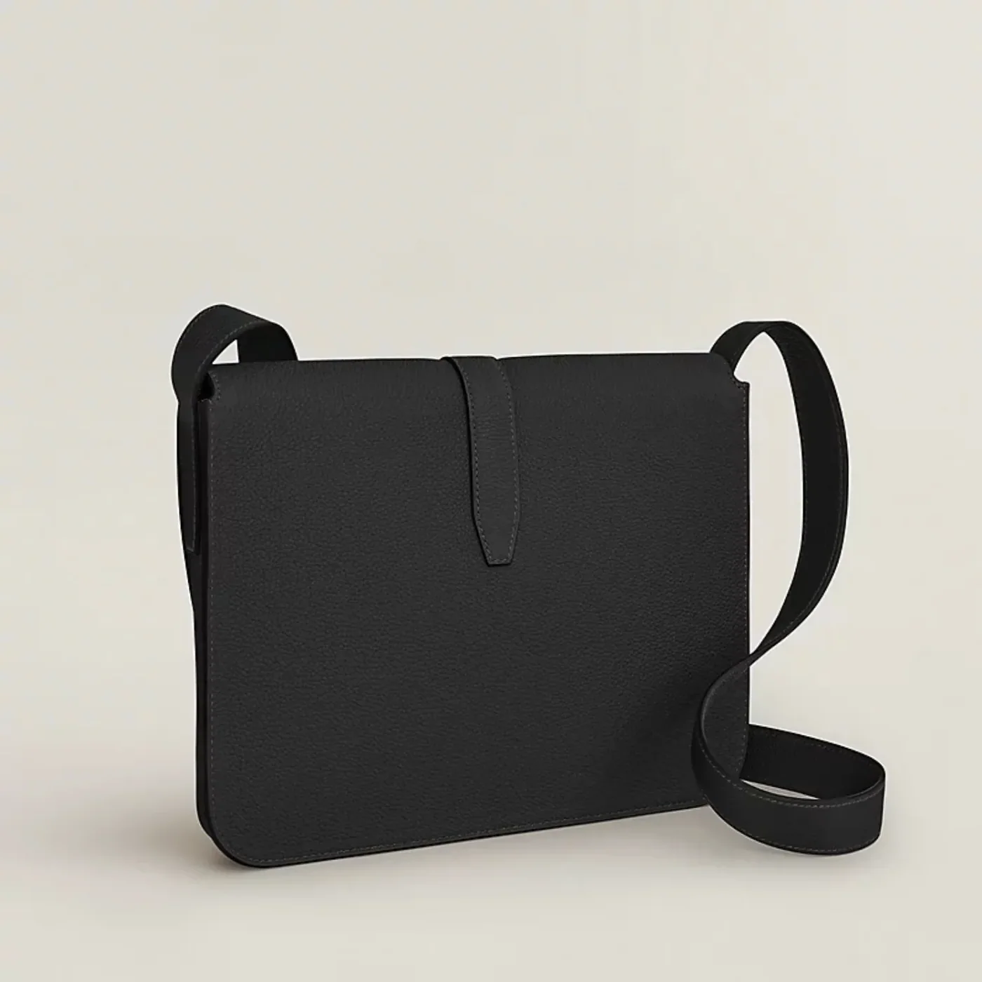 Hermes Steve Light Junior Messenger Crossbody Bag in Noir Silver Hardware