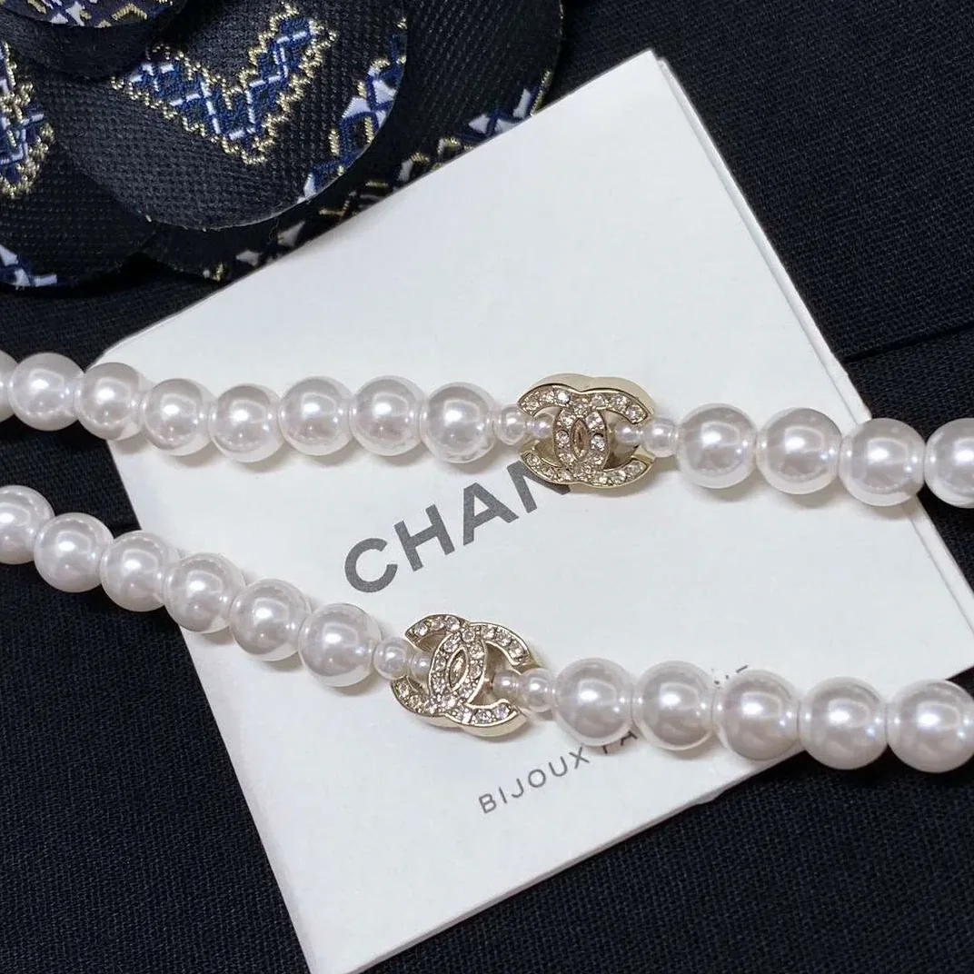 Chanel Flower Necklace White
