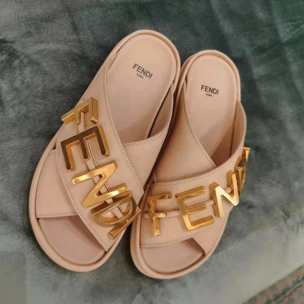 Fendi Fendigraphy Pink Leather Slides for Women