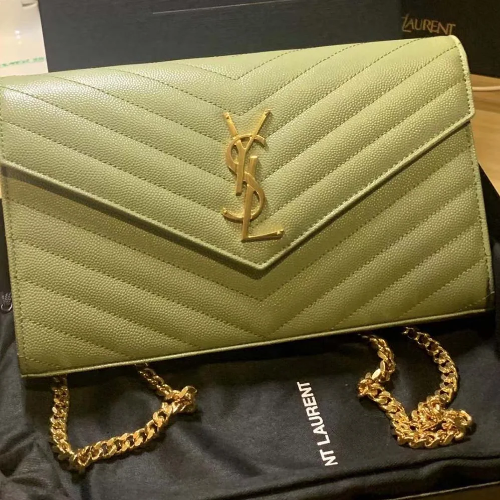 Saint Laurent Monogram Chain Wallet Grain De Poudre Embossed in Green Saint Laurent Monogram Chain Wallet Grain De Poudre Embossed in Green