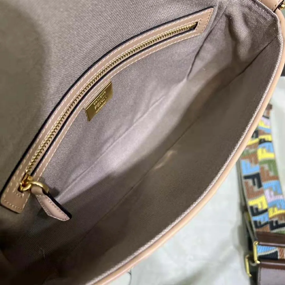 Fendi Lconic Medium Baguette Gray FF Canvas Bag for Women Fendi Lconic Medium Baguette Gray FF Canvas Bag for Women