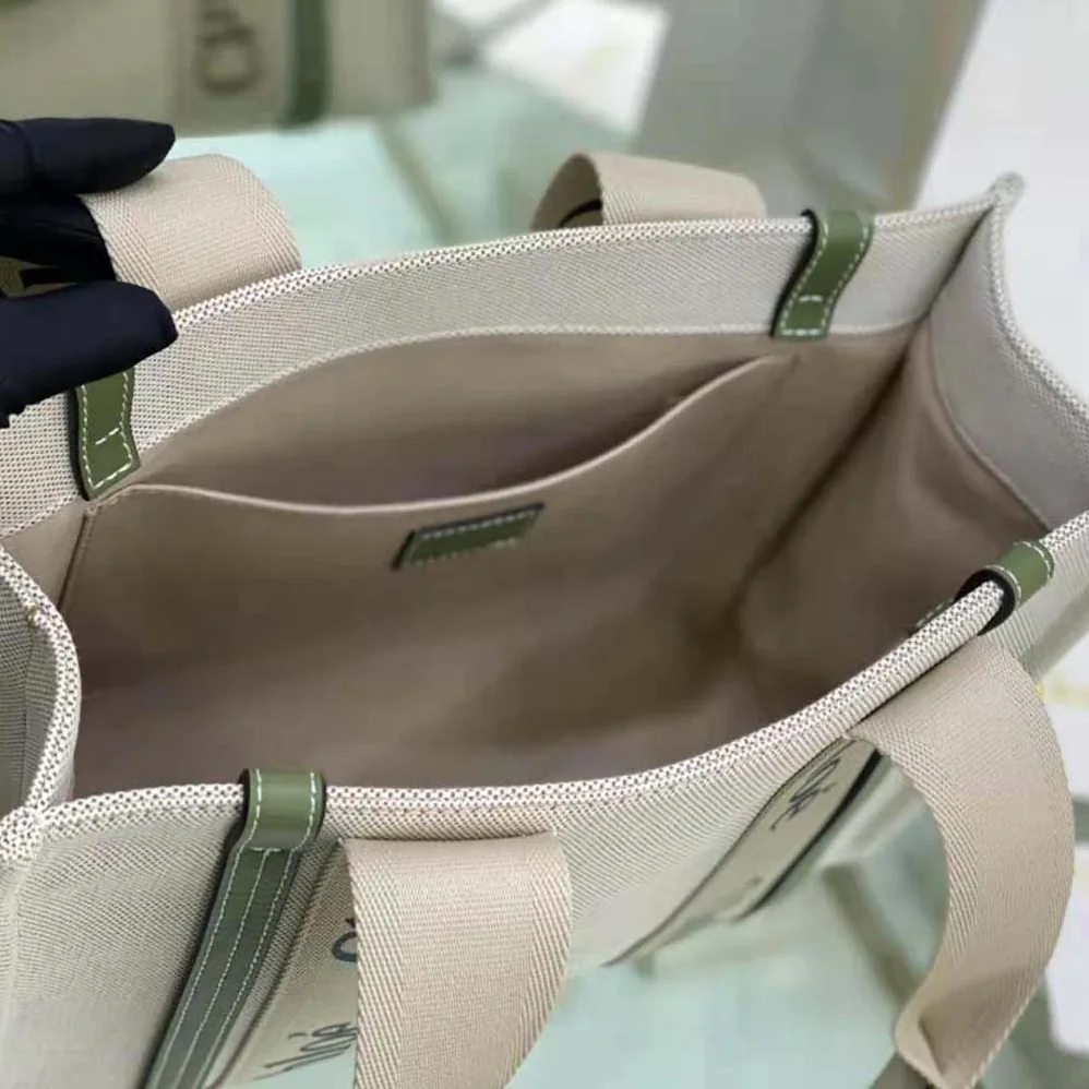 Chloe Medium Woody Tote Bag in Cotton for Women in Green Chloe Medium Woody Tote Bag in Cotton for Women in Green