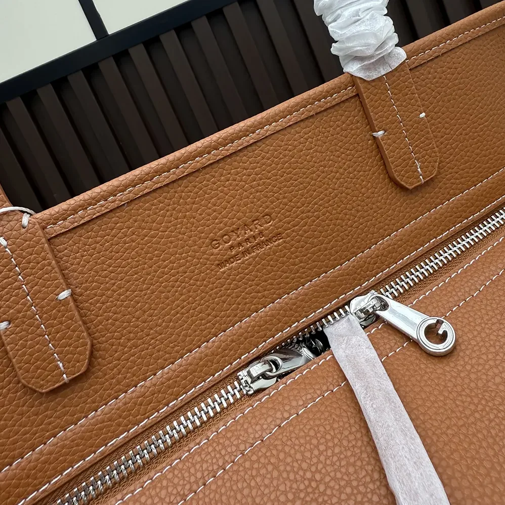 Goyard Hardy Pm Bag for Unisex in Tan Goyard Hardy Pm Bag for Unisex in Tan