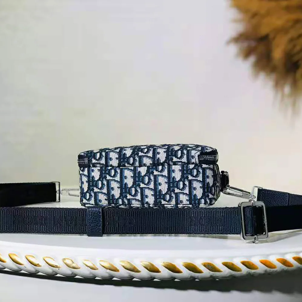 Dior Pouch with Shoulder Strap Beige and Black Dior Oblique Jacquard for Men Dior Pouch with Shoulder Strap Beige and Black Dior Oblique Jacquard for Men