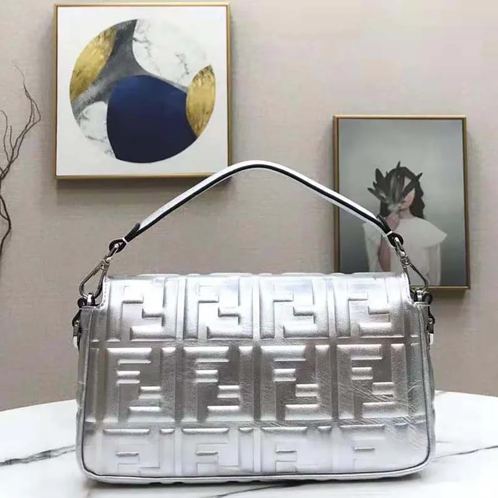 Fendi Baguette Fendi Prints On Leather Bag for Women in Silver Fendi Baguette Fendi Prints On Leather Bag for Women in Silver