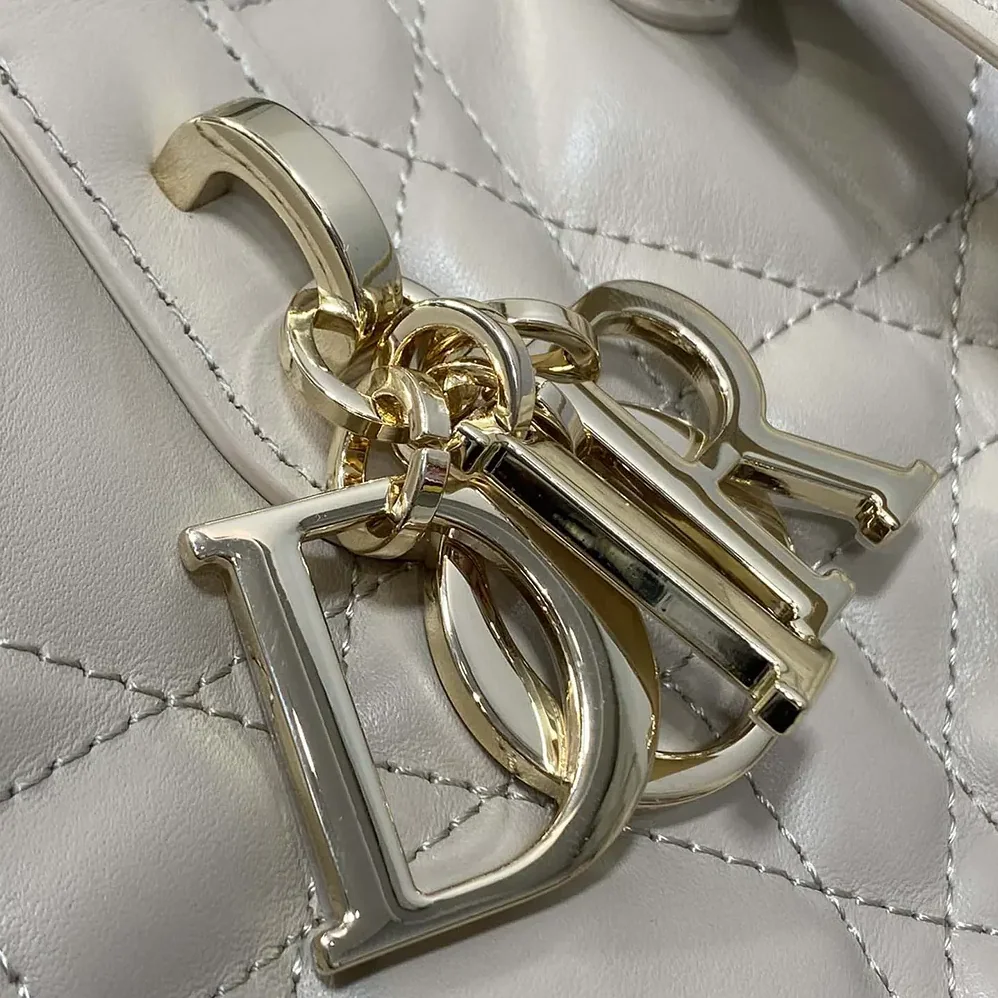 Dior Medium Dior Toujours Vertical Tote Bag Powder Beige Macrocannage Calfskin for Women