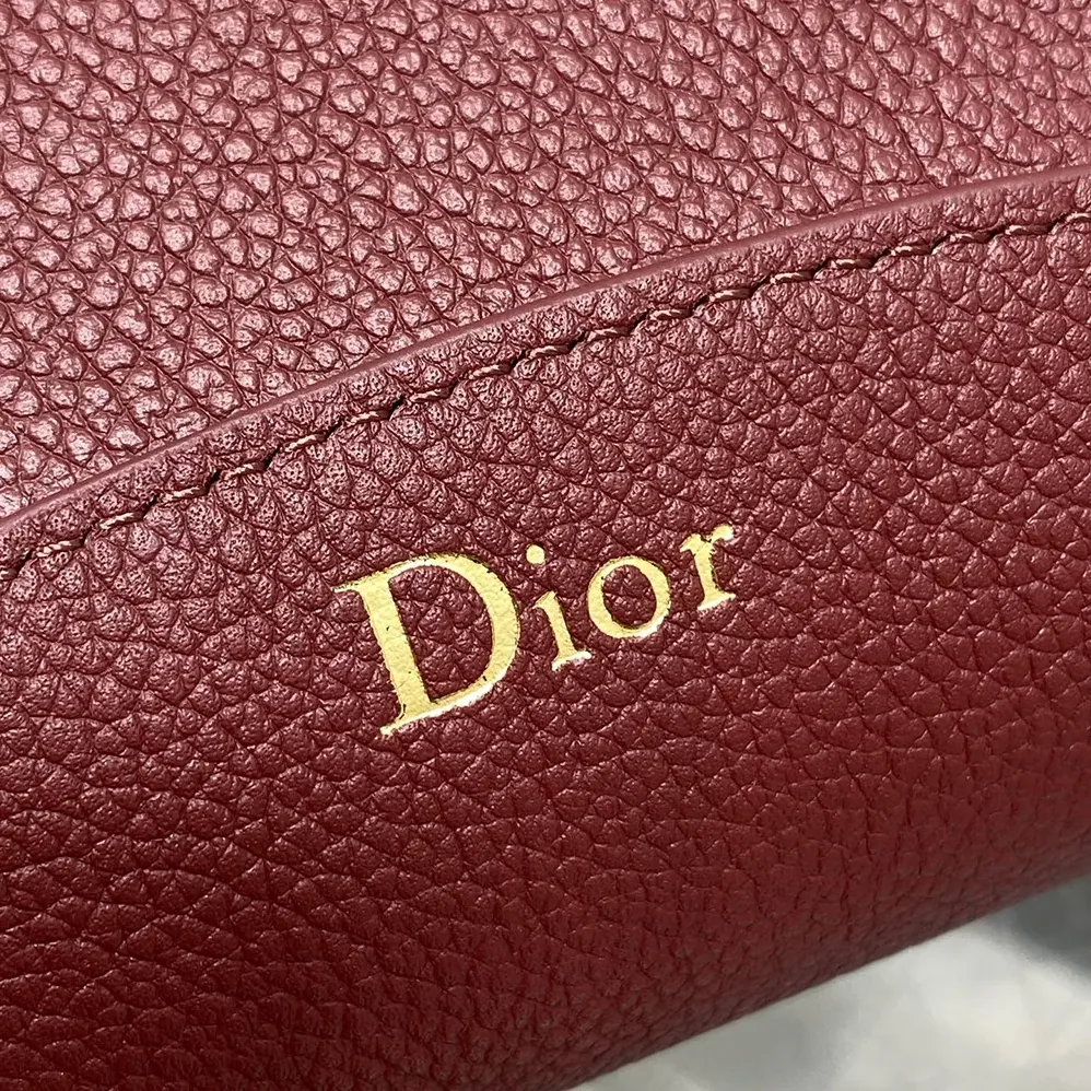 Dior Medium Dior Médaillon Bucket Bag Garance Red Grained Calfskin for Women