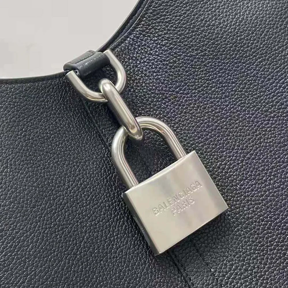 Balenciaga Locker Medium North-South Hobo Bag in Black for Women