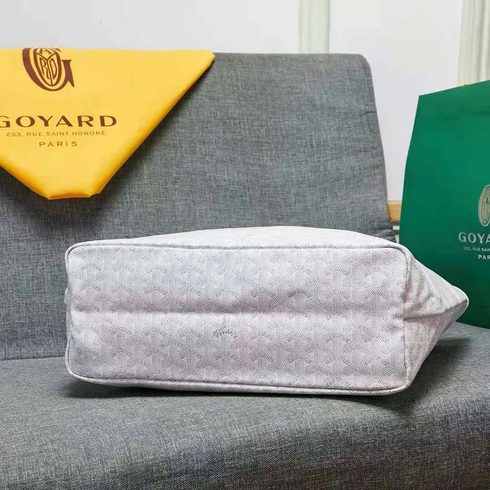 Goyard Sac Artois MM in Goyardine Canvas & Chevroches Calfskin for Women in White Goyard Sac Artois MM in Goyardine Canvas & Chevroches Calfskin for Women in White
