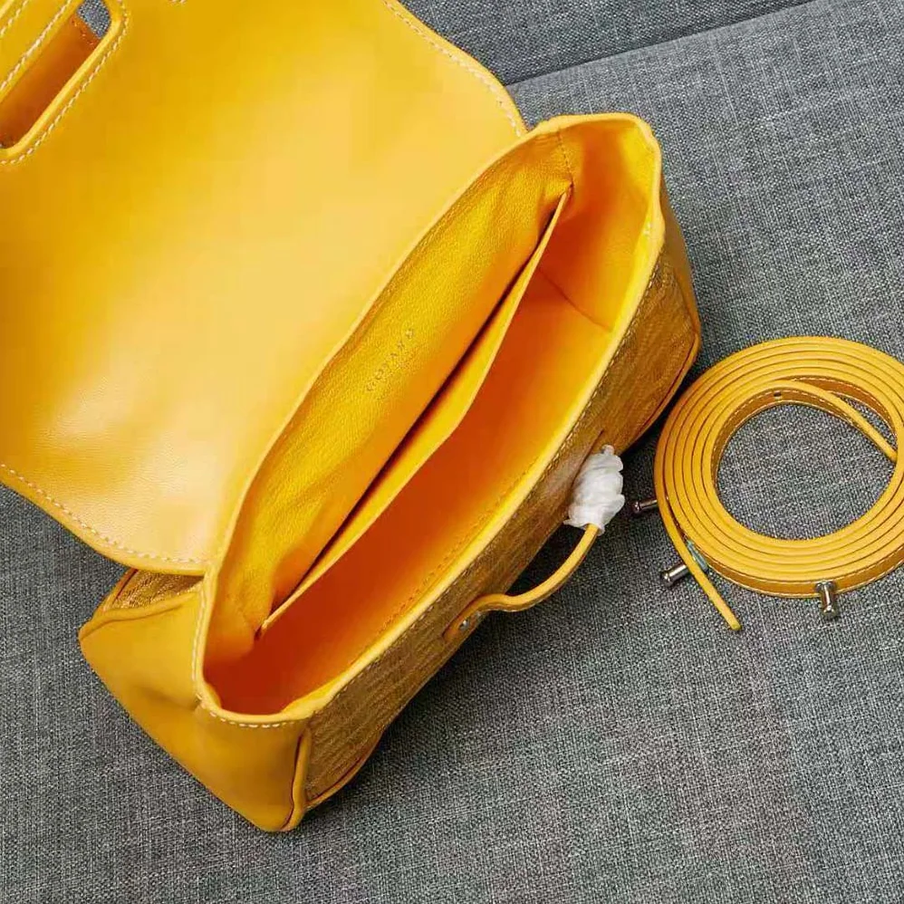 Goyard Sac Saïgon Souple Mini in Toile Goyardine & Chevroches Calfskin for Women in Yellow Goyard Sac Saïgon Souple Mini in Toile Goyardine & Chevroches Calfskin for Women in Yellow