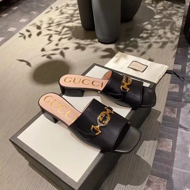 Gucci Zumi Slide Sandals Black