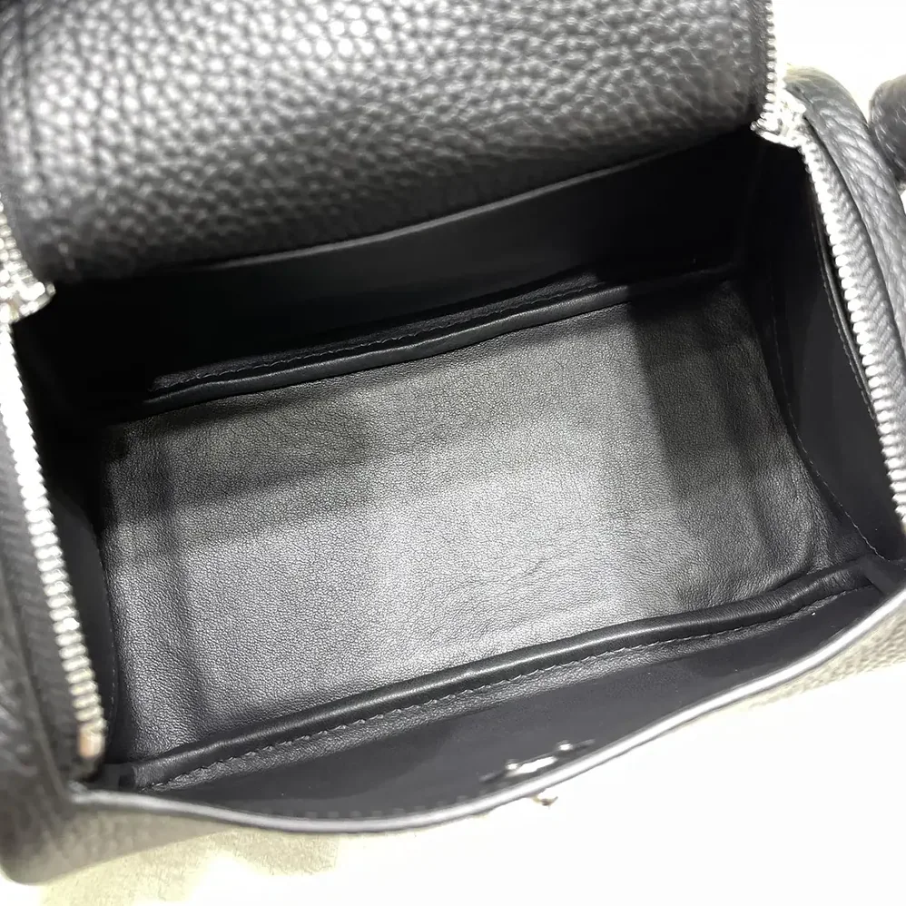 Hermes Lindy Mini 19 in Clemence Leather for Women in Black/Silver Hermes Lindy Mini 19 in Clemence Leather for Women in Black/Silver