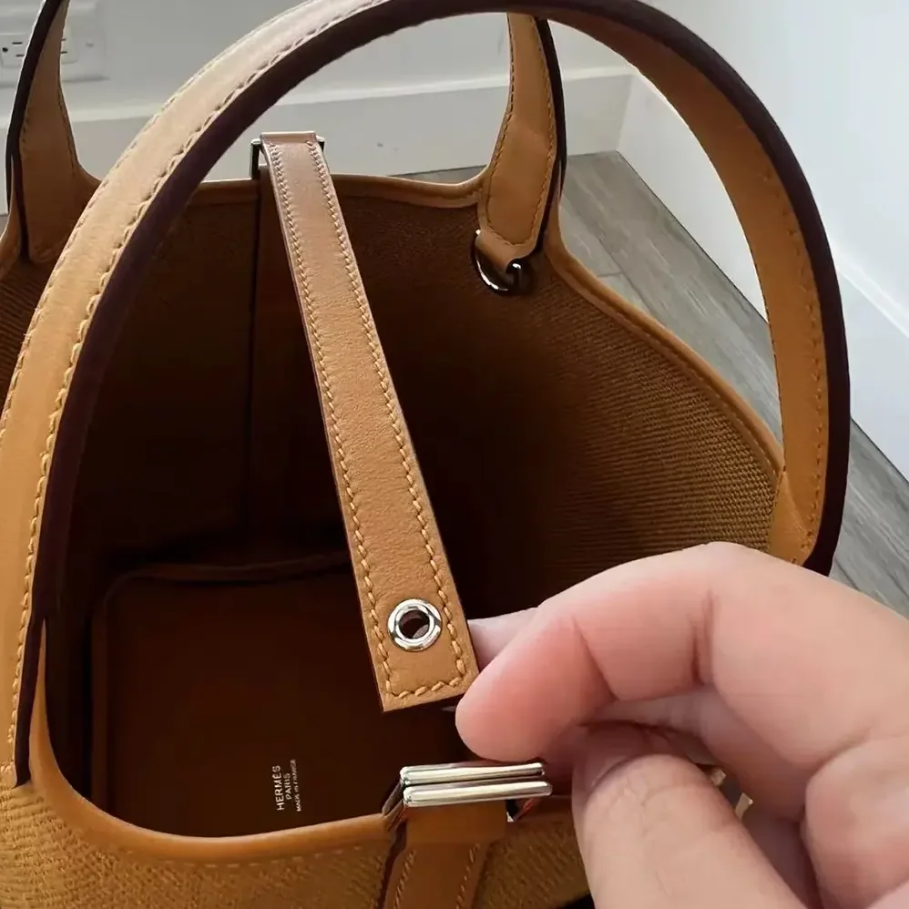 Hermes Picotin Lock 18 Pockets in Goeran Canvas Leather for Women in Brown Hermes Picotin Lock 18 Pockets in Goeran Canvas Leather for Women in Brown