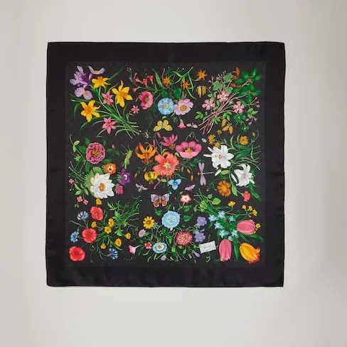 Gucci Printed GG Silk Twill Carre Scarf Black in Multicolor