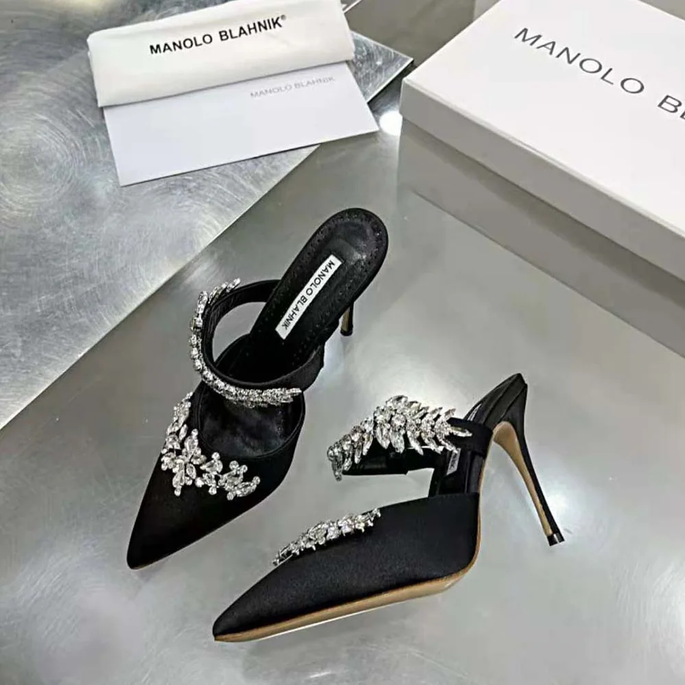 Manolo Blahnik Black Satin Crystal Embellished Mules for Women Manolo Blahnik Black Satin Crystal Embellished Mules for Women