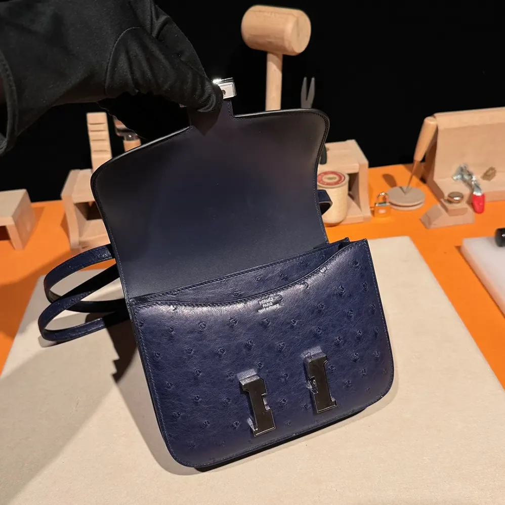 Hermes Constance 19 Bag Nata Ostrich Leather for Women in Navy/Silver