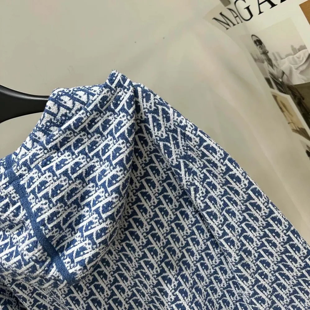 Dior Dioriviera Zipped Cardigan with Hood Blue Spongy Dior Oblique Cotton for Women in Blend Jacquard Dior Dioriviera Zipped Cardigan with Hood Blue Spongy Dior Oblique Cotton for Women in Blend Jacquard
