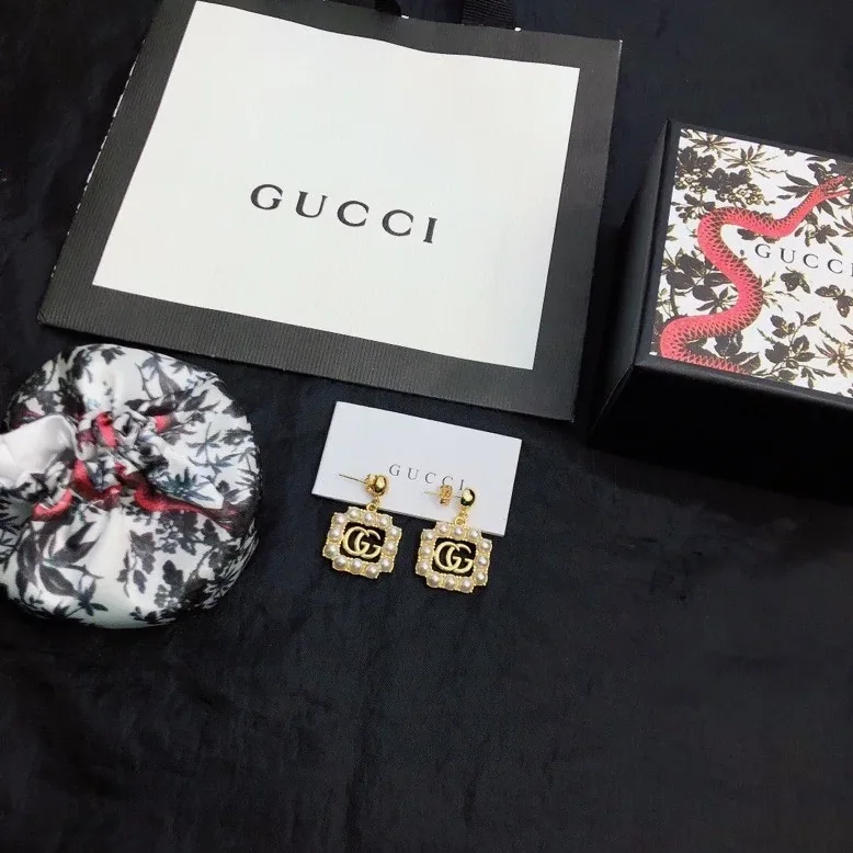 Gucci Mini Pearl Border Frame Earrings Gold Tone