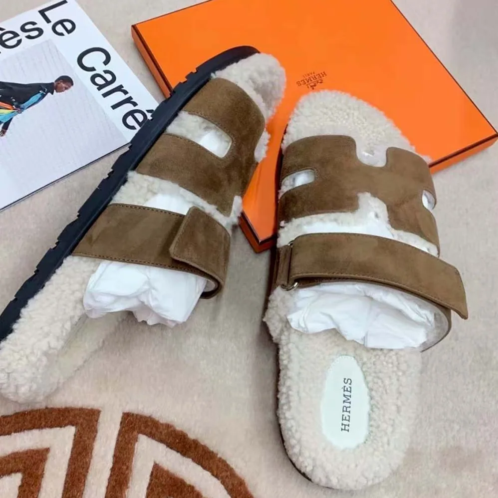 Hermes Chypre Sandal in Calfskin with Shearling Lining for Women Hermes Chypre Sandal in Calfskin with Shearling Lining for Women