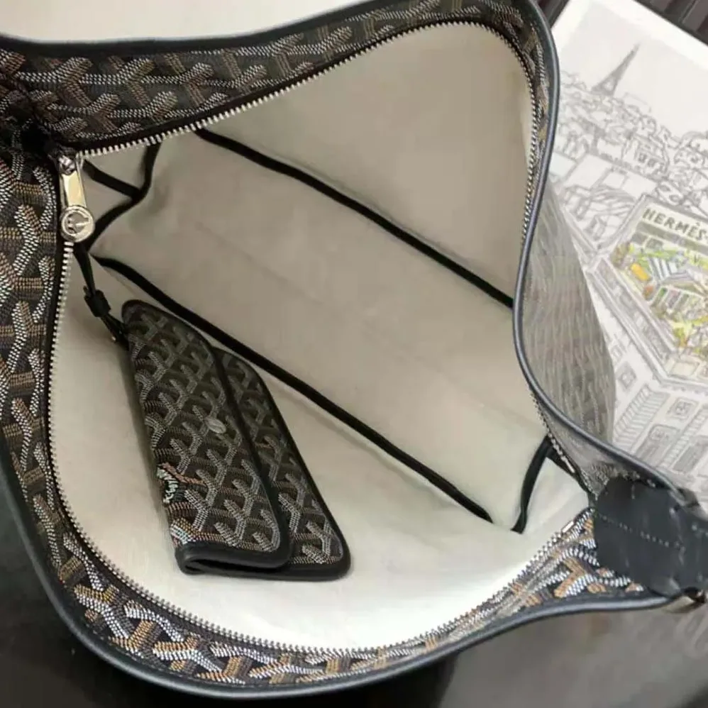 Goyard Bohème Hobo Bag for Unisex in Black